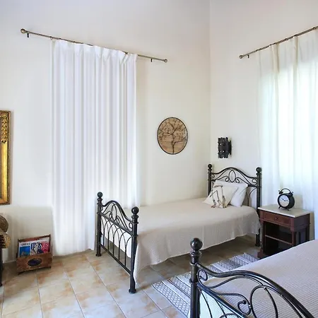 Oasis Villa Kamilari