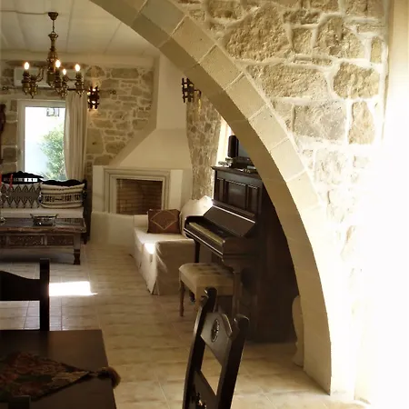 Oasis Villa Kamilari